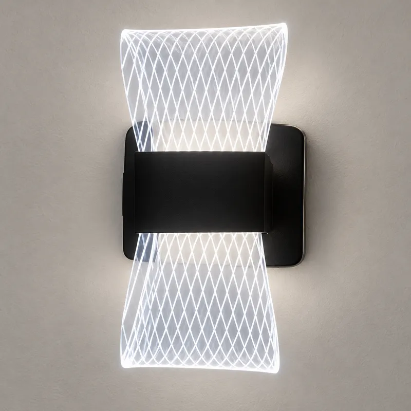 Bow Wall Light — Lattice